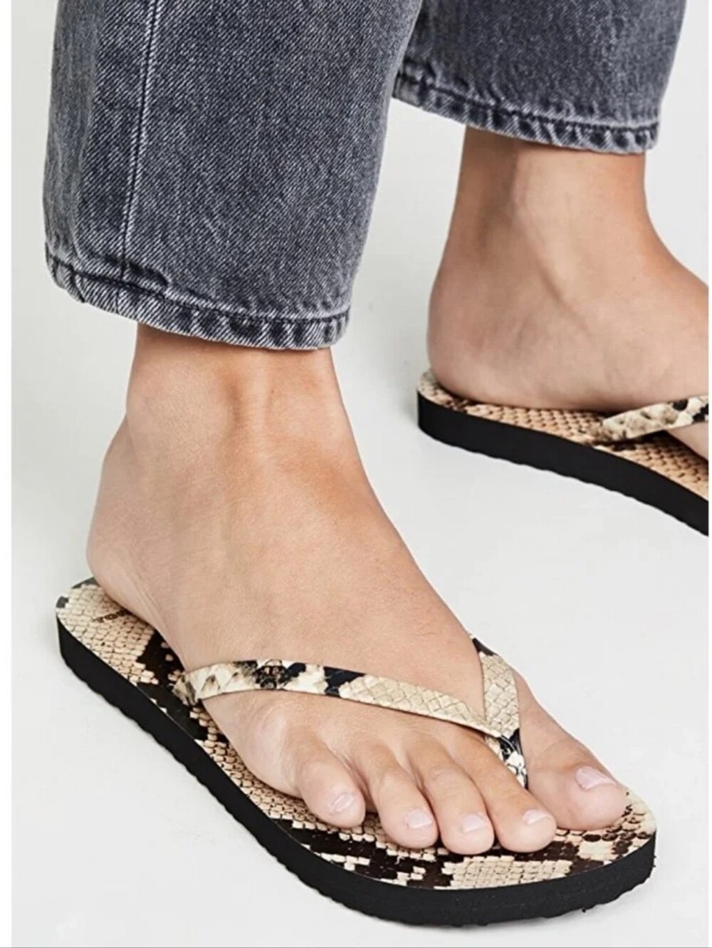 NWOB TORY BURCH Leather Snake Embossed Flip Flop Sandals Desert Roccia Size 12